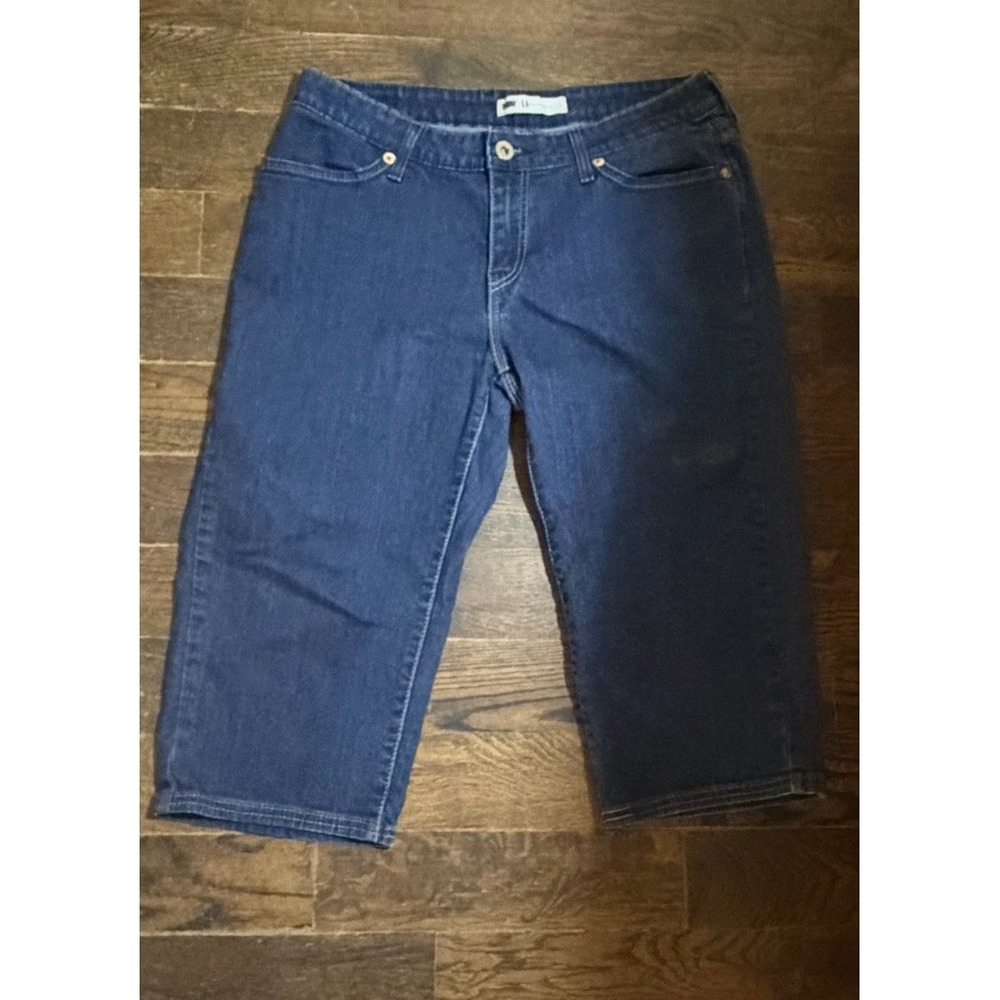 LEVIS LADIES SIZE 14 DARK BLUE DENIM CAPRI PANTS Jeans